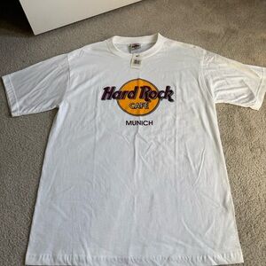 NWT Vintage Y2K Hard Rock Cafe Munich Germany Graphic T-Shirt
